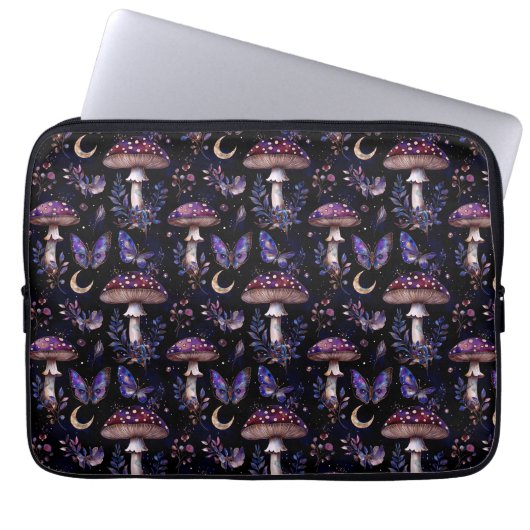 Butterfly Mushroom Floral Dark Whimsical Pattern Laptopschutzhülle (Vorderseite)