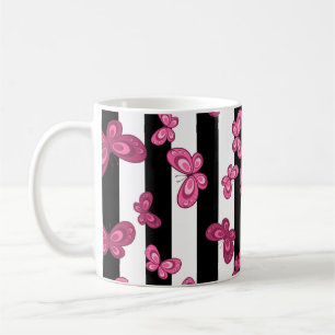 Butterfly nahtloses Muster auf weißem Hintergrund. Kaffeetasse