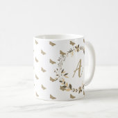 Butterfly Pattern Girly Niedlich Modern Monogram Kaffeetasse (VorderseiteRechts)
