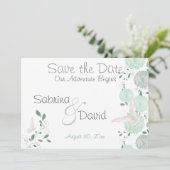 Butterfly Pistachio Chrysanthemum Save the Date (Stehend Vorderseite)