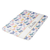 Butterfly Watercolor Individuelle Name Badematte (Schrägansicht)