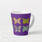 Butterfly Word Art Custom Coffee Latte Cup Tasse (Rechte Ecke)