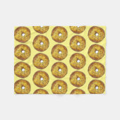 Butternut Crunch Donut Doughnut Yellow Gold Fleecedecke (Vorderseite (Horizontal))