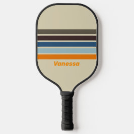 Butternut Fade über Strichen mit Namen Pickleball Schläger