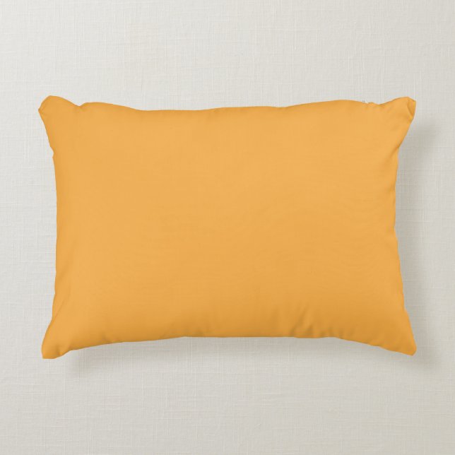 Butterscotch (Vollfarbe) Dekokissen (Vorderseite)
