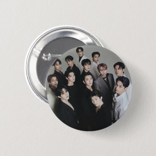 Button mit siebzehn Mitgliedern (Vorne & Hinten)