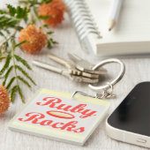 Button Schlüsselanhänger RUBY ROCKS RED AND CREAM (Vorderseite rechts)