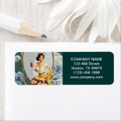 Button Up Girl Cosmetologist Haarkopfartist (Insitu)