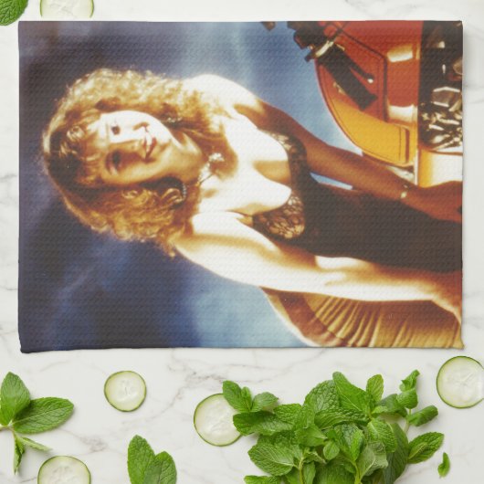 Button-Up-Girl Geschirrtuch (Gefaltet)