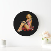 'Button Up Girl' schwarze Uhr mit sexy Drehung (Zuhause)