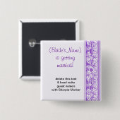 Buttone für lila Blumenhochzeiten im Brautparty Button (Vorne & Hinten)