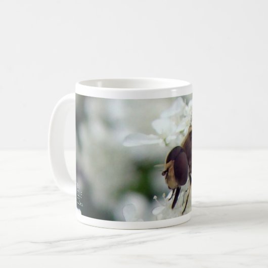 Buzzy Biene Kaffeetasse (Vorderseite Links)