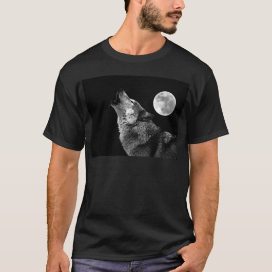 BW Wolf Howling auf dem Mond T-Shirt (Vorderseite)