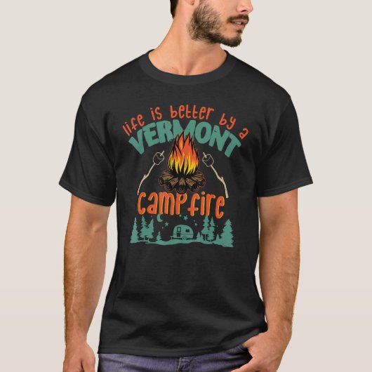 By A Vermont Campfire Camping T-Shirt (Vorderseite)