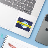Byrds zweites Antarktis-Expeditionsflagge Aufkleber (Laptop mit iPhone)