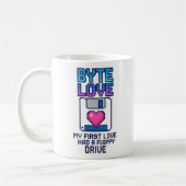 Byte Love: My first love had a floppy drive Kaffeetasse (Links)
