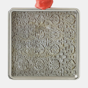 Byzantinische Platte mit kreuzförmiger Dekoration, Silbernes Ornament