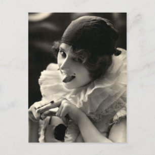 C. 1910 Hübscher Frauenteppich Postkarte