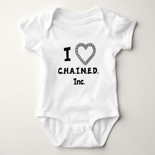 C.H.A.I.N.E.D. Inc. Baby Baby Strampler (Vorderseite)