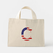 C Monogram überlagert sich auf der Flag-Seite der  Mini Stoffbeutel (Rückseite)