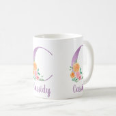 C Monogramm Lila Blumenfarbe Personalisiert Kaffeetasse (VorderseiteRechts)