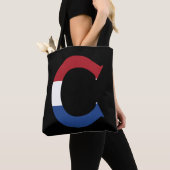 C Monogramm überlagert auf der NLD-Flagge auf bk s Tasche (Von Nahem)