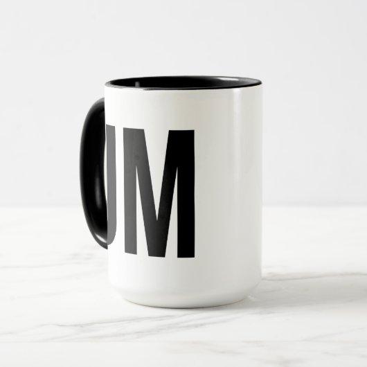 C-UM TASSE (Vorderseite Links)