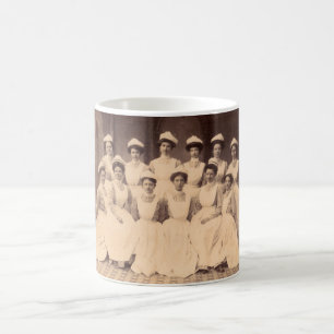 ca. 1914 Absolventen der Krankenpflegerschule Kaffeetasse