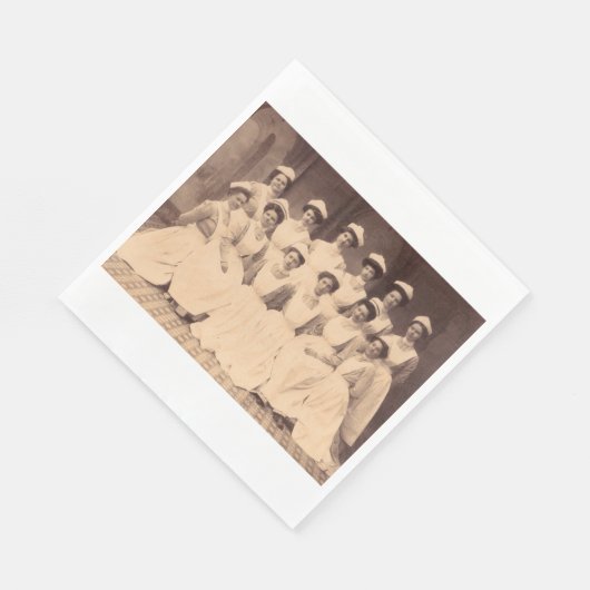 ca. 1914 Absolventen der Krankenpflegerschule Serviette (Ecke)