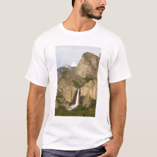 CA, Yosemite NP, Brautschleierfall T-Shirt