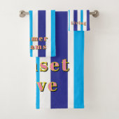 Cabana Scalloped Blue White Yellow Stripes Badhandtuch Set (Insitu)