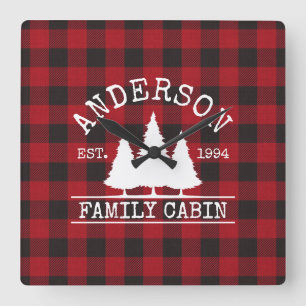 Cabin Family Name Red Buffalo Plaid Quadratische Wanduhr