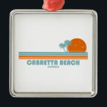 Cabretta Beach Sapelo Island Georgia Sun Palm Tree Ornament Aus Metall<br><div class="desc">Wie der Driftwood Beach auf der nahegelegenen Jekyll Island ist Cabretta Beach Georgia mit gebleicht angelegten Zweigen,  Wurzeln und Baumstämmen übersät,  die durch Erosion verloren gegangen sind. Dieser malerische Strand ist ein Muss für Fotografen und Strandurlauber,  die einen ruhigen Sandstrand suchen.</div>
