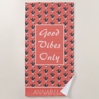 Cactus Pattern on Coral Good Vibes only Strandtuch