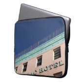 CADILLAC HOTEL GEBÄUDE LAPTOPSCHUTZHÜLLE (Vorderseite Links)