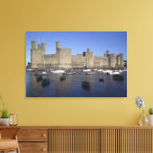 Caernarfon Castle, Gwynedd, Wales (RF) Leinwanddruck (Insitu (Wohnzimmer))