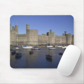 Caernarfon Castle, Gwynedd, Wales (RF) Mousepad (Mit Mouse)