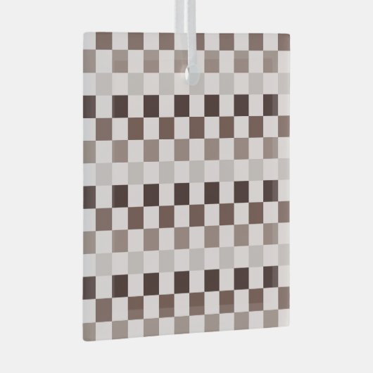 Cafe Au Lait checkerboard pattern Ornament Aus Glas (Vorderseite Rechts)