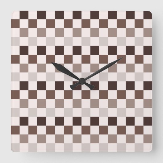 Cafe Au Lait checkerboard pattern Quadratische Wanduhr (Vorderseite)