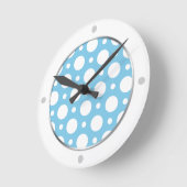 Cafe Blue Assorted Polka Dots Wall Clock Runde Wanduhr (Winkel)