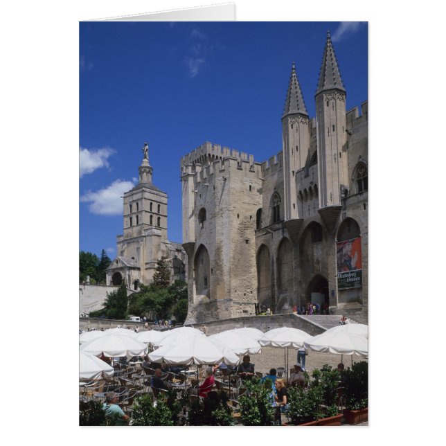 Cafe, Le Palais des Papes, Avignon, Vaucluse, (Vorne)