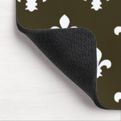 Café Mocha Neutral Fleur de Lys Mousepad (Ecke)