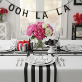 Cafe Paris Paper Guest Towels Serviette