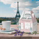 Café Patisserie Pink Gefallen Box Geschenkschachtel<br><div class="desc">Dieses niedliche französische Café/Bäckerei/Konditorei-Gästebuch verfügt über eine Patisserie/Bäckerei/Café-Kellerei in rosa. Perfekt für Geburtstage,  Babyduschen,  Brautpartys,  Hochzeiten und alle Anlässe. Personalisieren Sie Ihre Bedürfnisse. Mehr passende Produkte finden Sie in meinem Geschäft.</div>