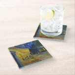 Café Terrasse | Vincent van Gogh Glasuntersetzer<br><div class="desc">Cafe Terrace at Night (1888) von Vincent van Gogh ist eine helle und ikonische Darstellung eines gemütlichen Cafés im Freien in Arles, Frankreich, unter einem Sternenhimmel des Abends. Das lebhafte gelbe Glühen des Cafés kontrastiert wunderbar mit dem tiefblauen Blau der Nacht und schafft ein warmes, einladendes Ambiente. Van Gogh’s ausdrucksvolle...</div>