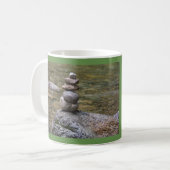 Cairn in einer Strom-Tasse mit Zitat Helens Keller Kaffeetasse (Vorderseite Links)