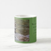 Cairn in einer Strom-Tasse mit Zitat Helens Keller Kaffeetasse (Mittel)