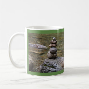 Cairn in einer Strom-Tasse mit Zitat Helens Keller Kaffeetasse