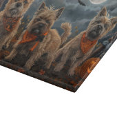 Cairn Terrier Halloween Spooky Schneidebrett (Ecke)