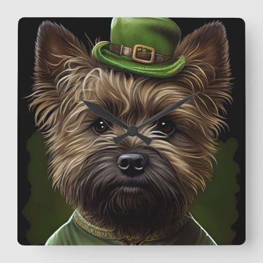 Cairn Terrier Hund in St. Patrick's Day Dress Quadratische Wanduhr (Vorderseite)
